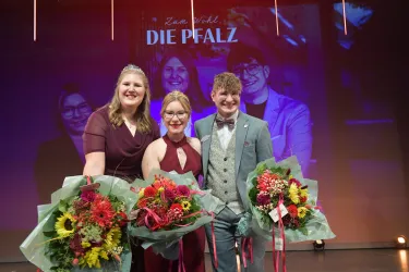 TeamPfalz 26-27 v.l.n.r. Sandra Krebs, Emely Mugler, Johannes Keller - Bildquelle Linzmeier-Mehn
